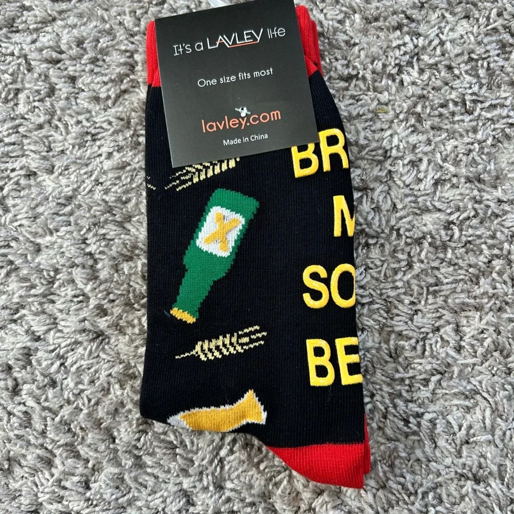 Lavley Expressions Socks Beer Bottle if you can read this bring me some beer‎